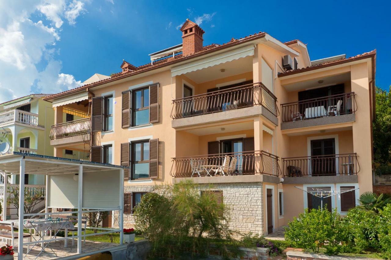 Apartments Emilia Rabac Exterior foto